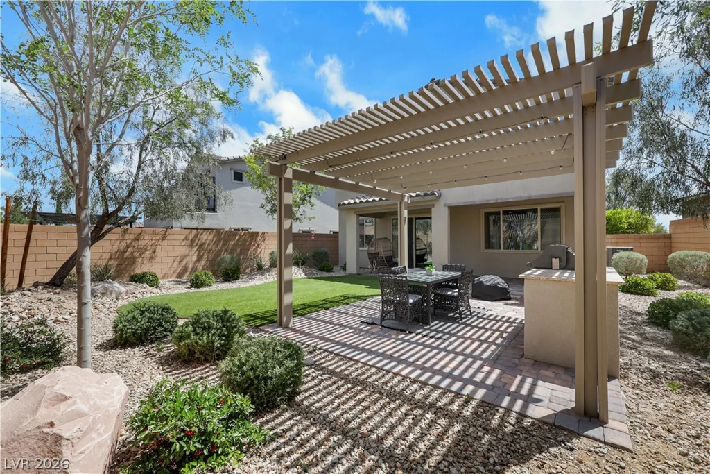 8853 Highland Skye, Las Vegas, NV 89166