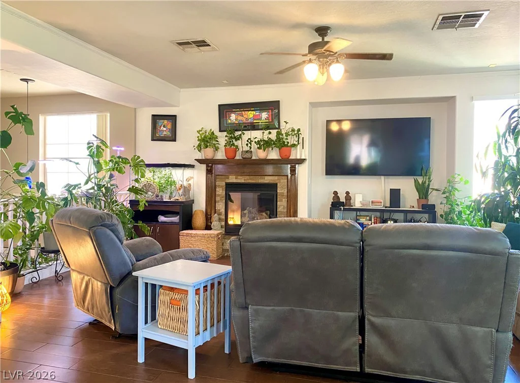 5944 Gold Horizon, North Las Vegas, NV 89031