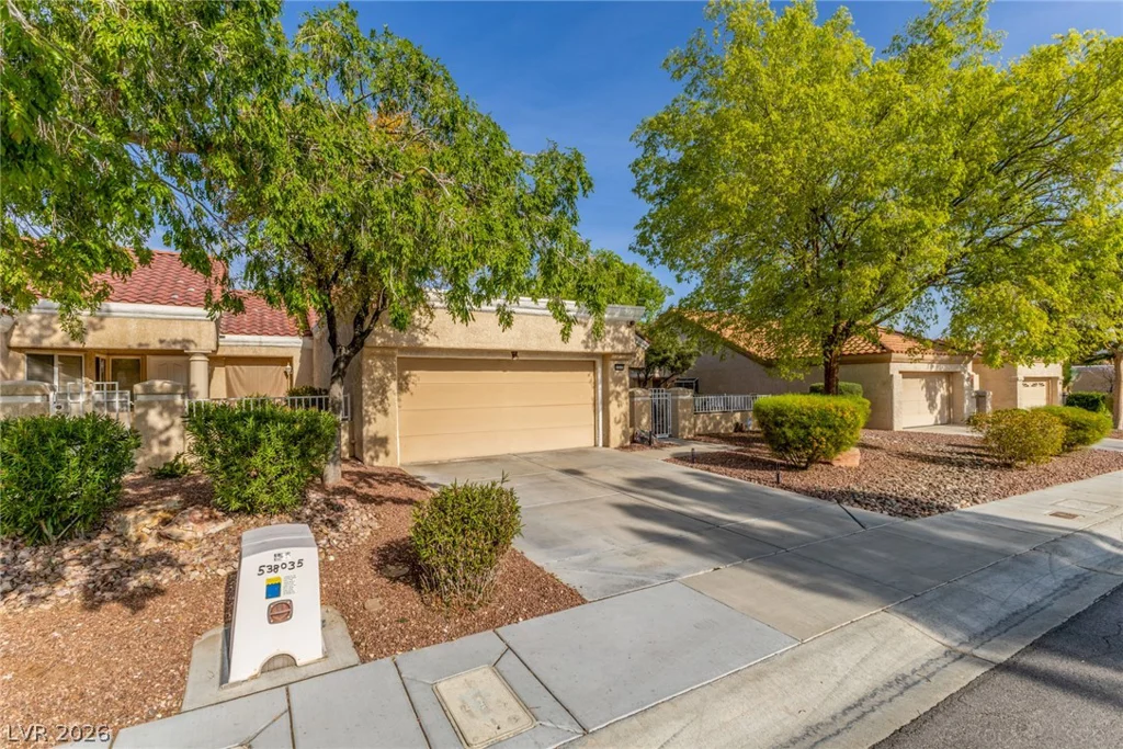 2537 Showcase, Las Vegas, NV 89134