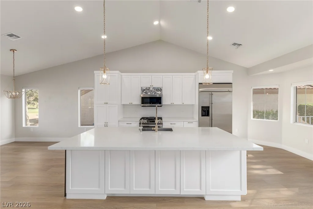 2537 Showcase, Las Vegas, NV 89134