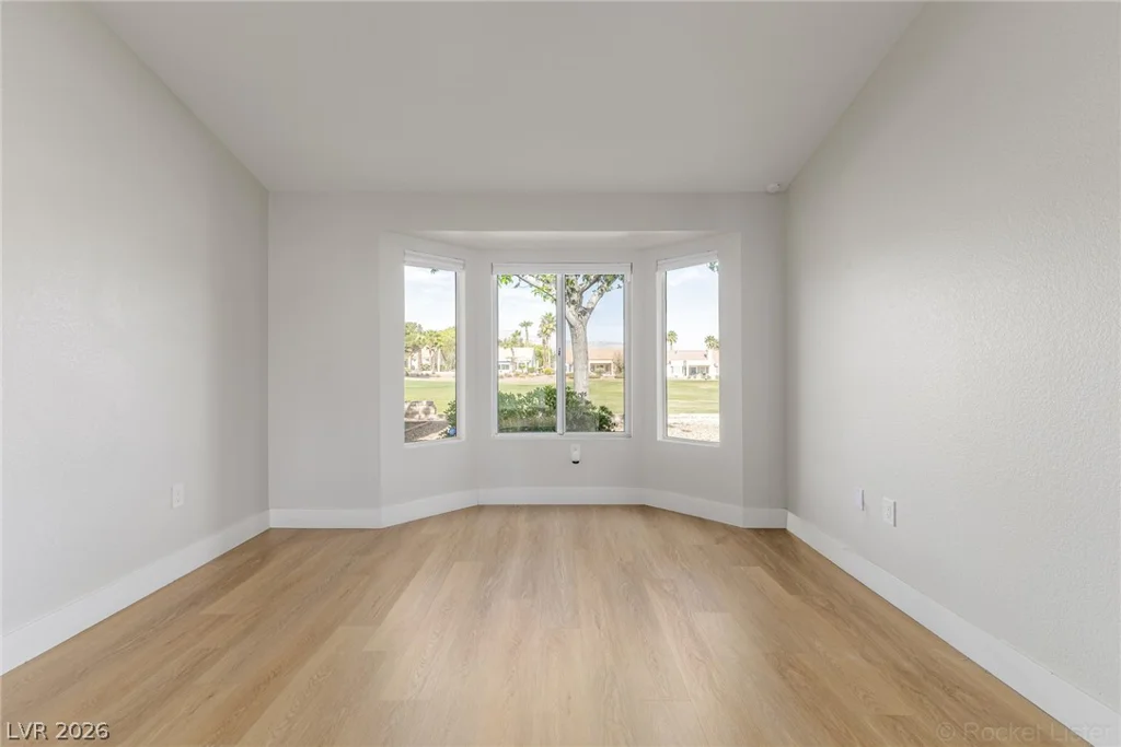 2537 Showcase, Las Vegas, NV 89134