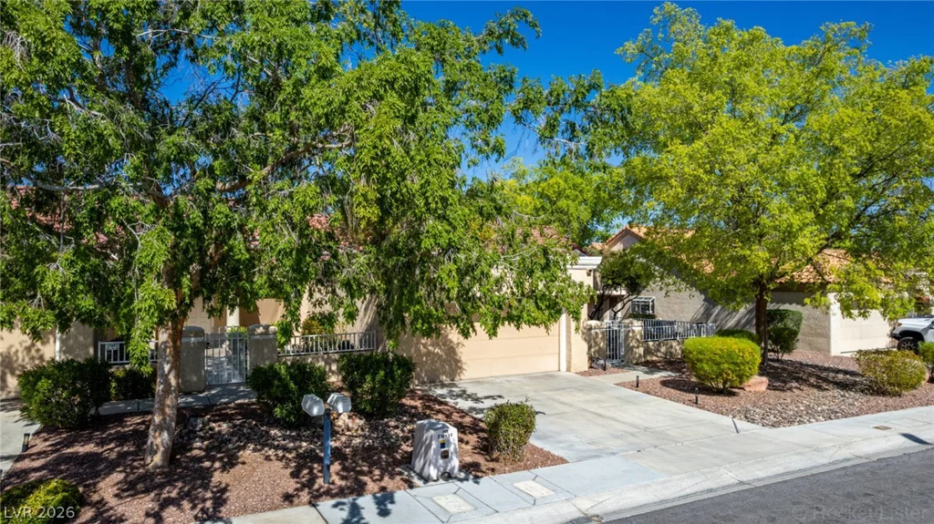 2537 Showcase, Las Vegas, NV 89134