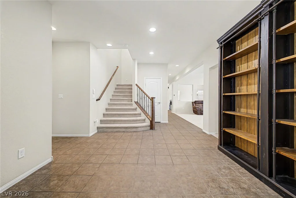 1509 Eagles Pass, Las Vegas, NV 89084
