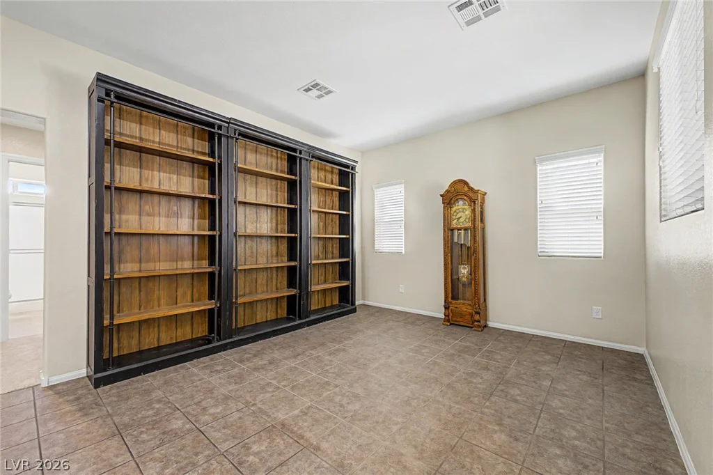 1509 Eagles Pass, Las Vegas, NV 89084