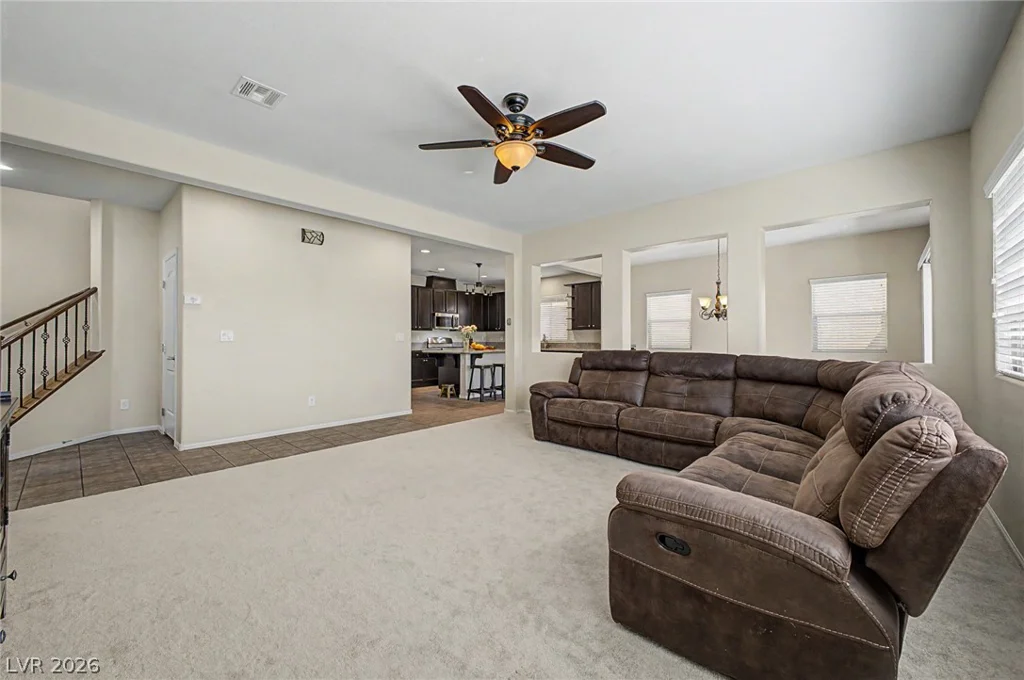 1509 Eagles Pass, Las Vegas, NV 89084