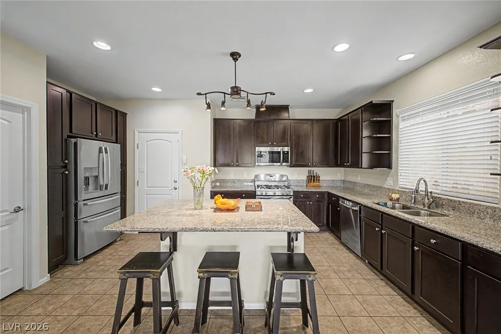 1509 Eagles Pass, Las Vegas, NV 89084