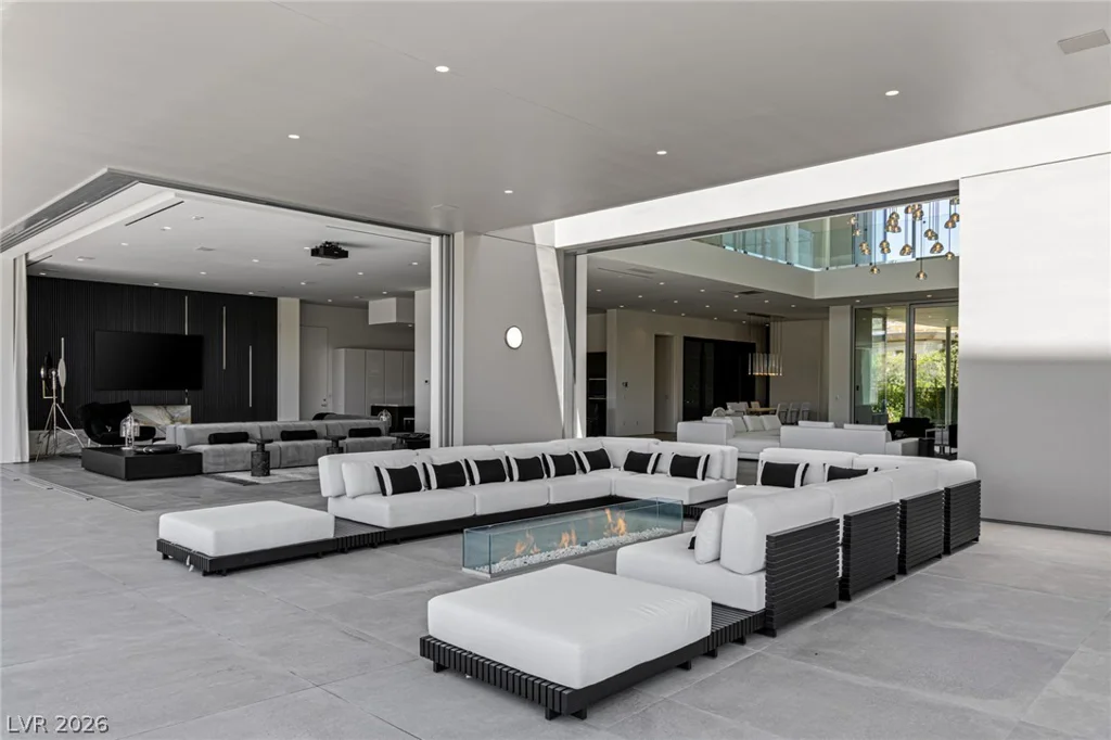 14 Magic Stone, Las Vegas, NV 89135