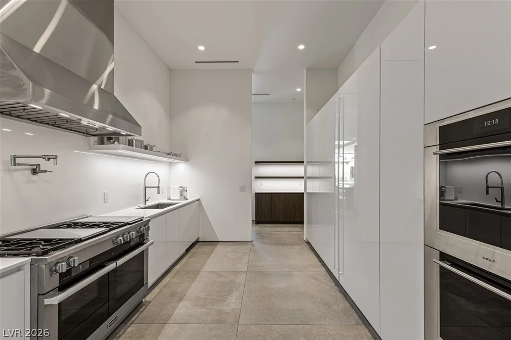 14 Magic Stone, Las Vegas, NV 89135