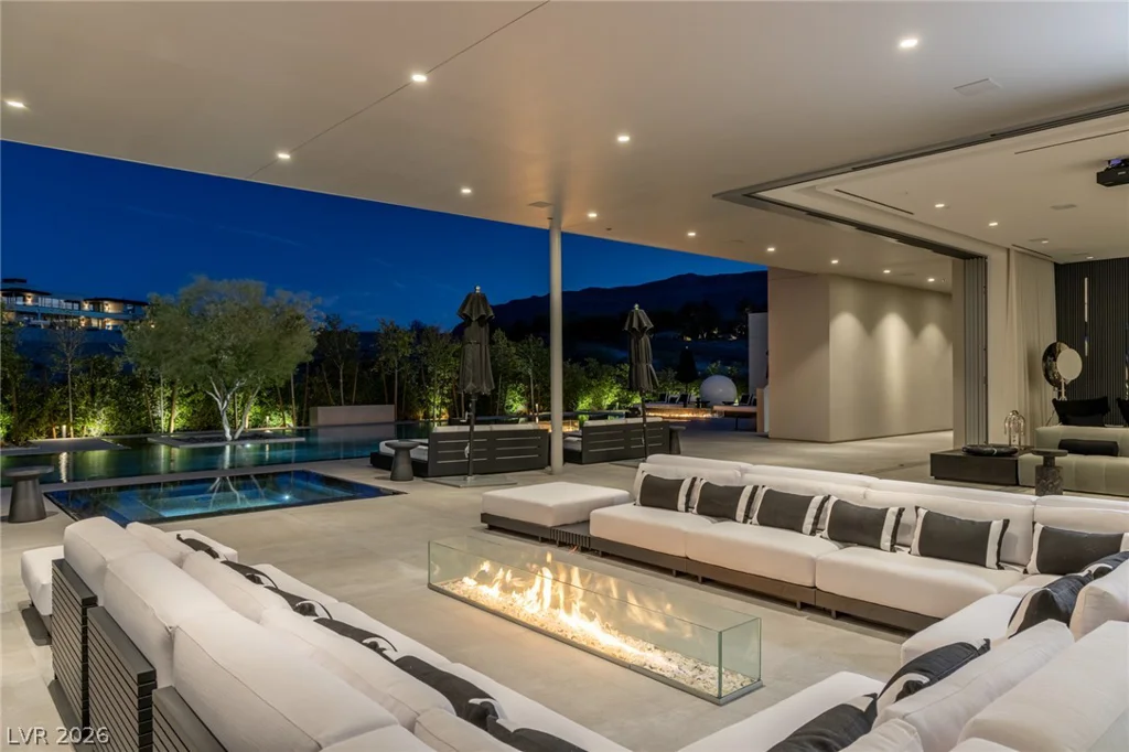 14 Magic Stone, Las Vegas, NV 89135