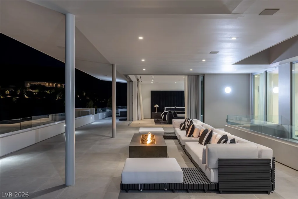 14 Magic Stone, Las Vegas, NV 89135