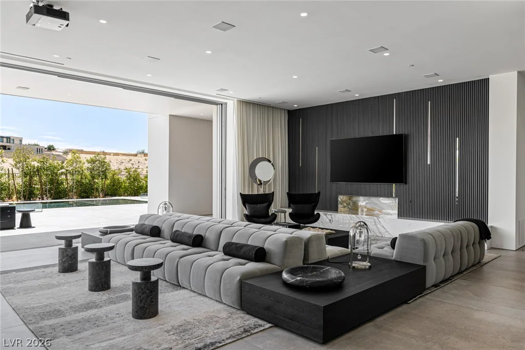 14 Magic Stone, Las Vegas, NV 89135