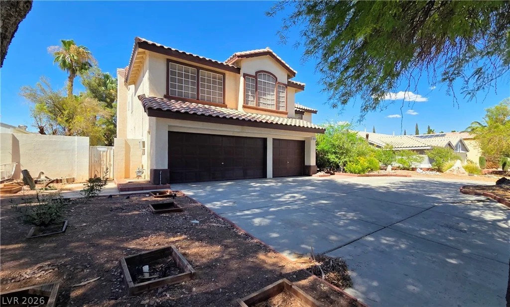 884 Robindale, Las Vegas, NV 89123