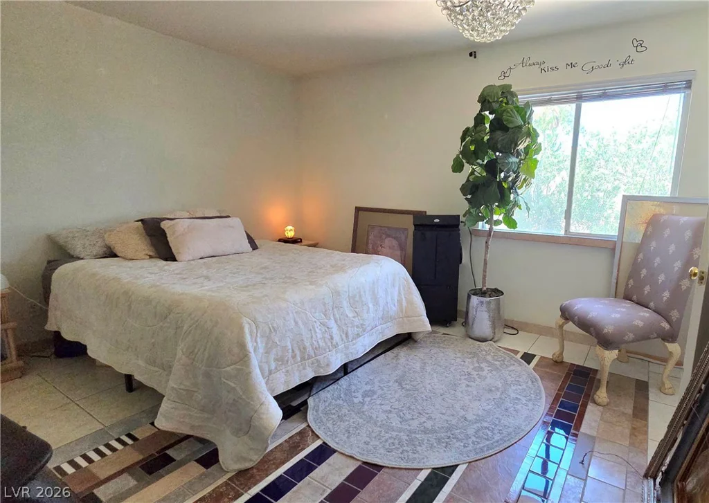 884 Robindale, Las Vegas, NV 89123