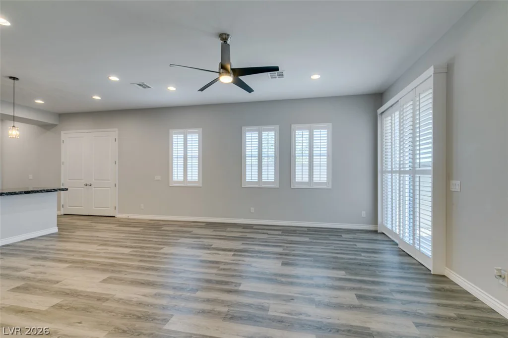 1715 Pondering, North Las Vegas, NV 89031
