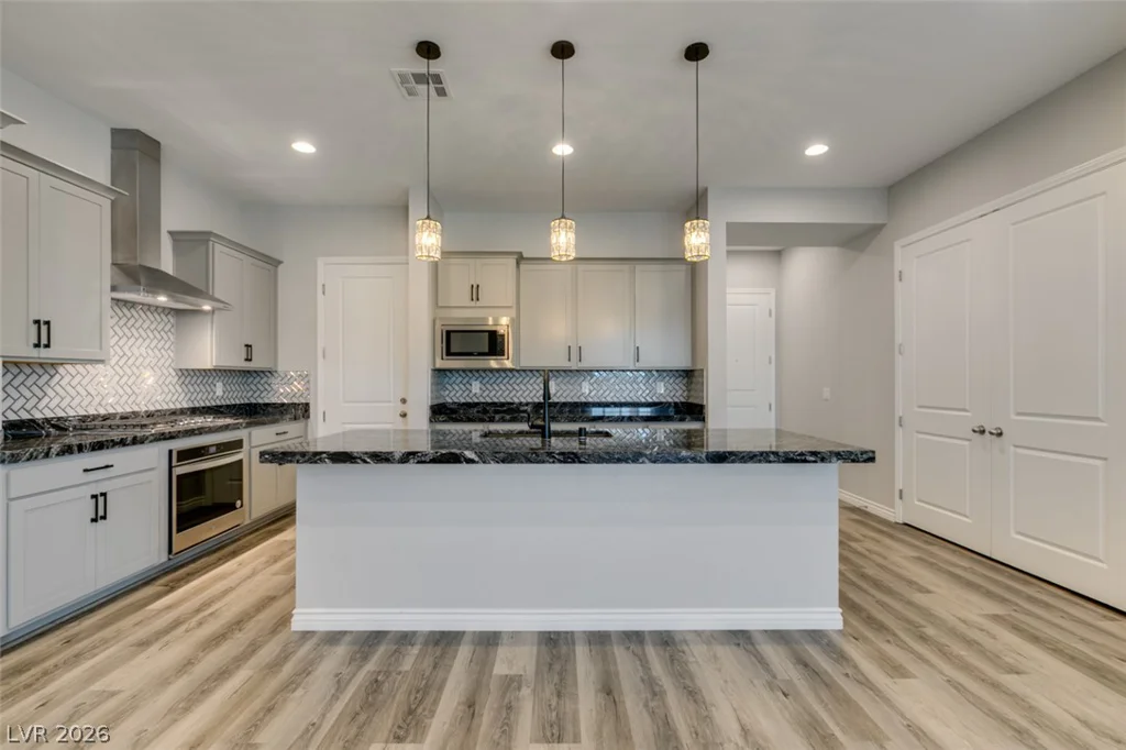 1715 Pondering, North Las Vegas, NV 89031