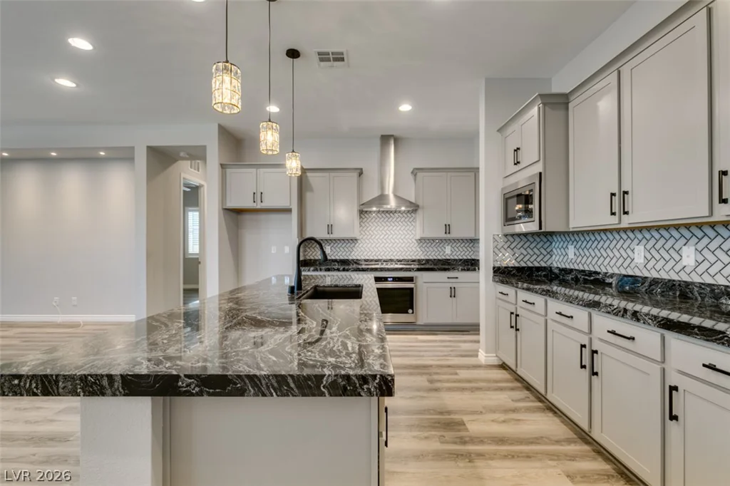 1715 Pondering, North Las Vegas, NV 89031