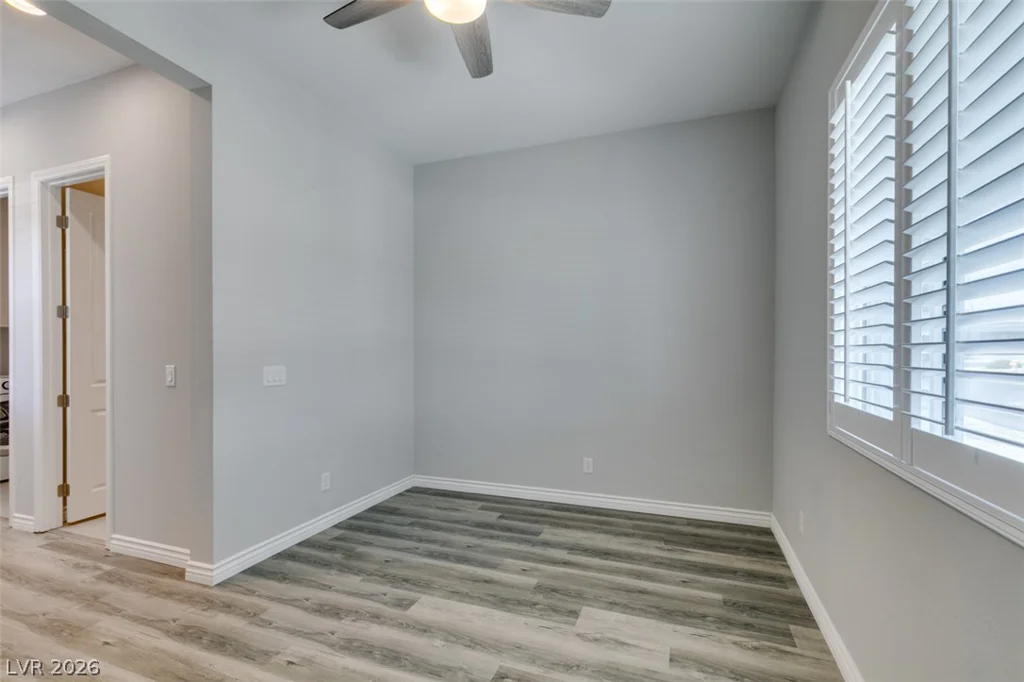1715 Pondering, North Las Vegas, NV 89031