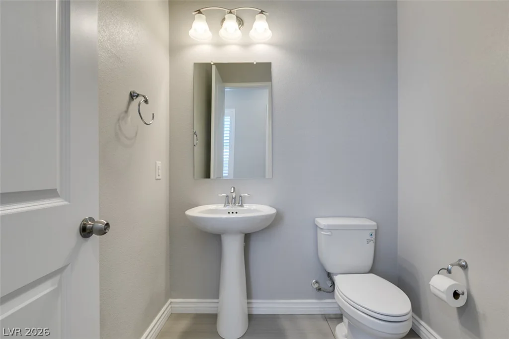 1715 Pondering, North Las Vegas, NV 89031