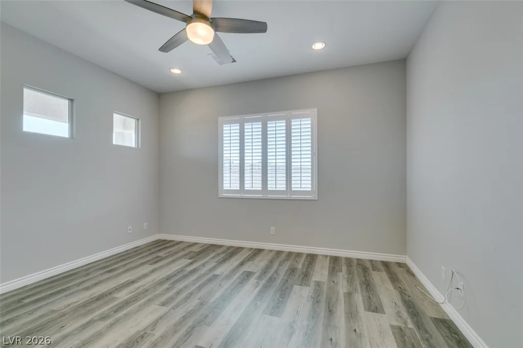 1715 Pondering, North Las Vegas, NV 89031