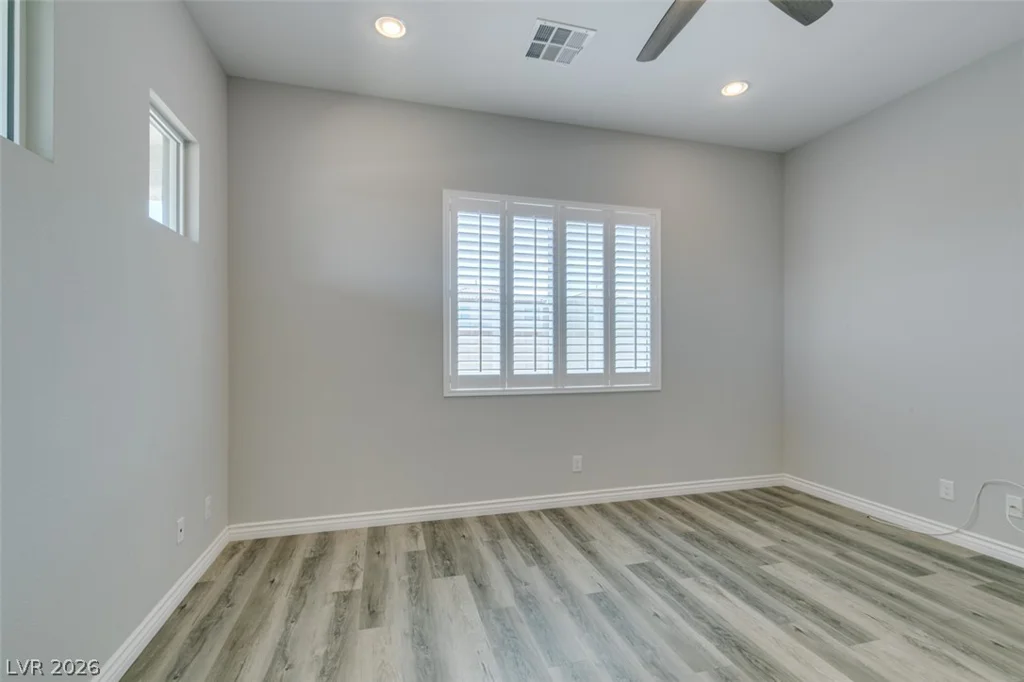 1715 Pondering, North Las Vegas, NV 89031