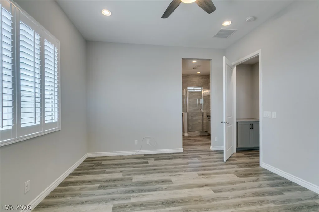 1715 Pondering, North Las Vegas, NV 89031
