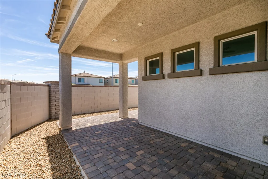1715 Pondering, North Las Vegas, NV 89031