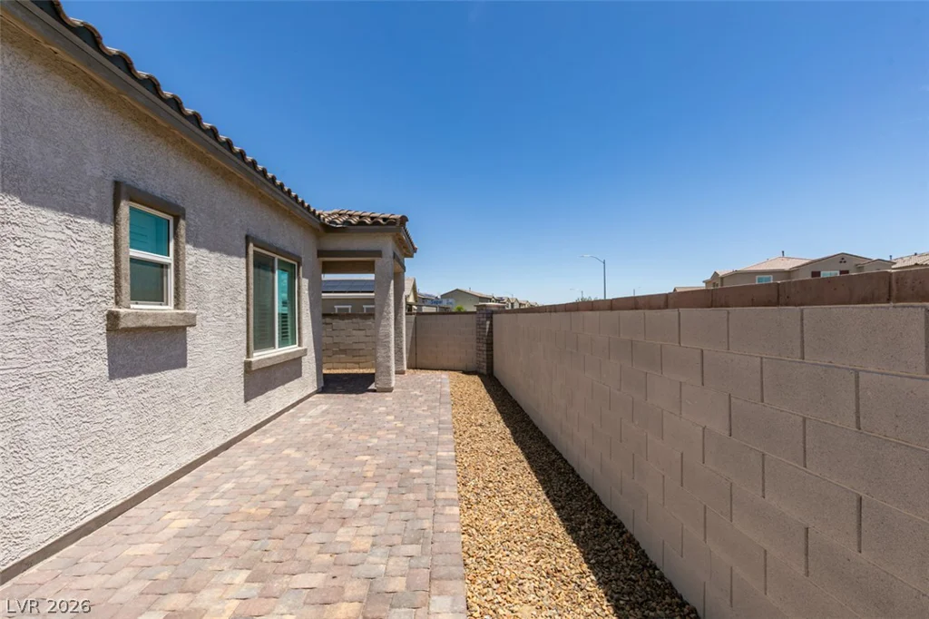 1715 Pondering, North Las Vegas, NV 89031