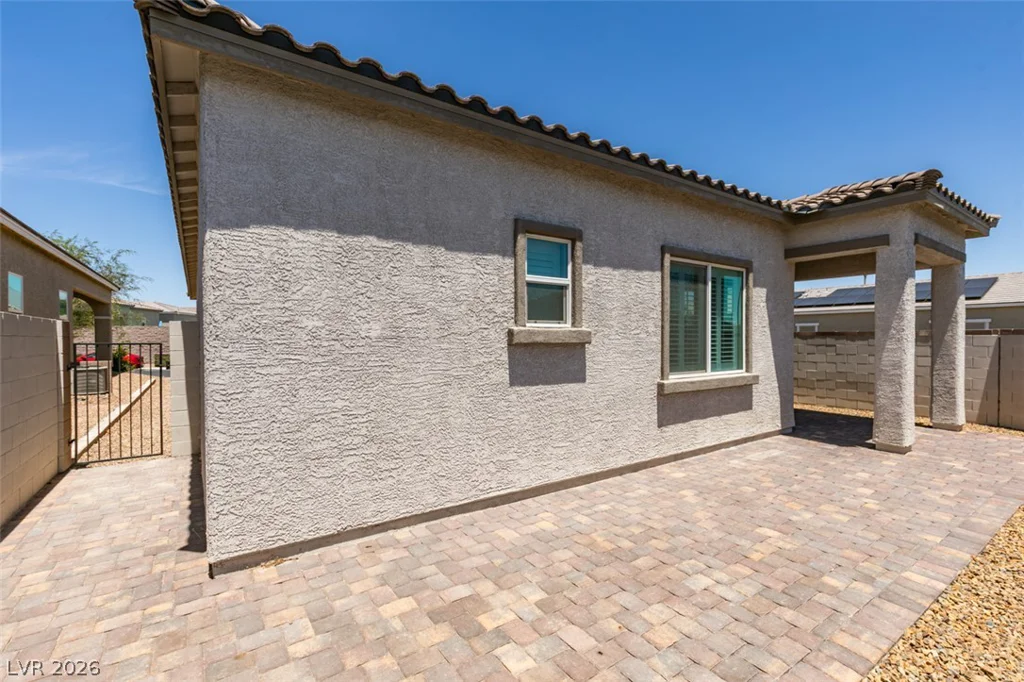 1715 Pondering, North Las Vegas, NV 89031