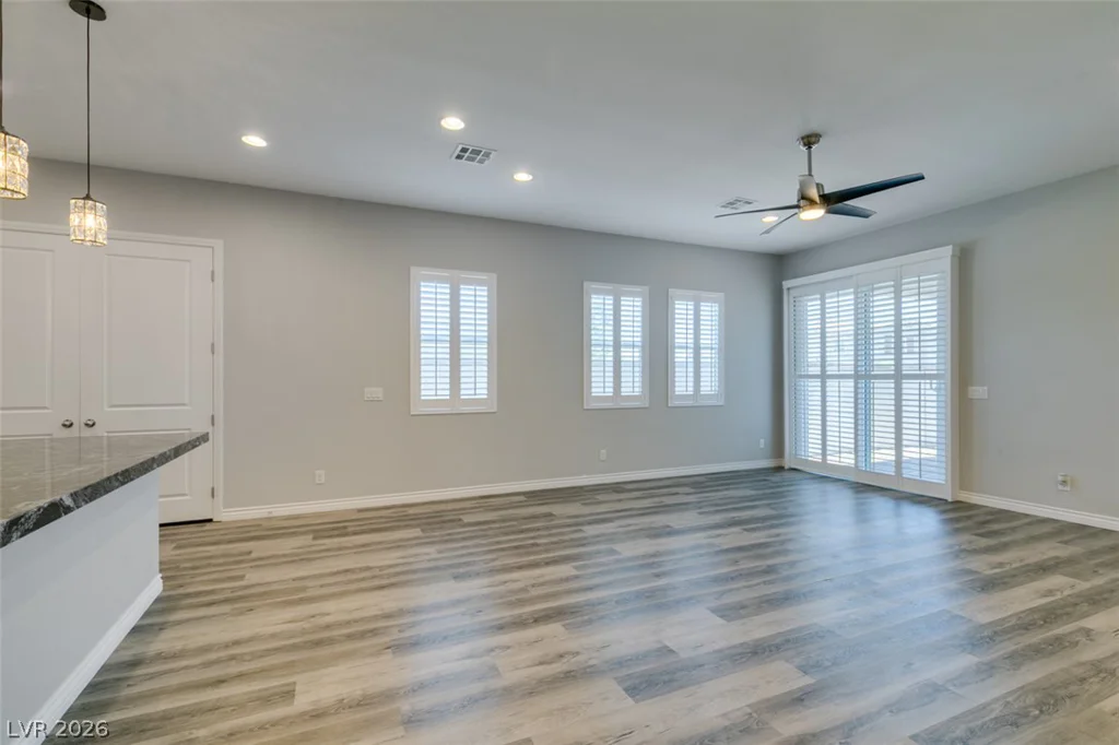 1715 Pondering, North Las Vegas, NV 89031
