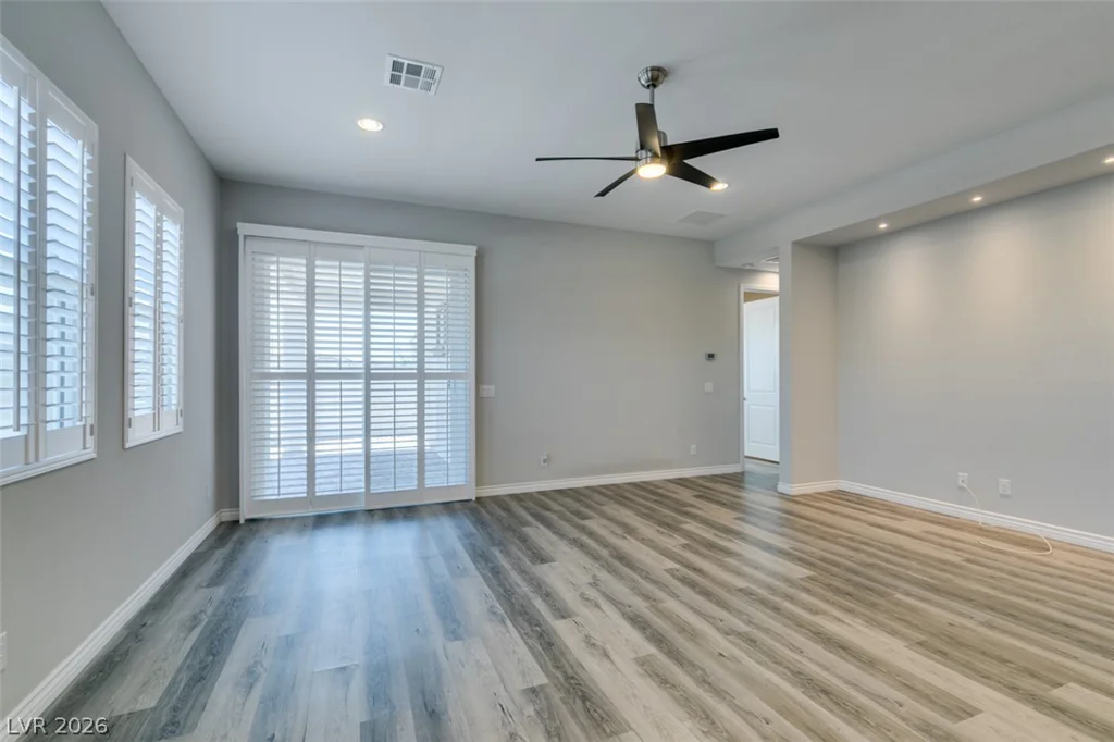 1715 Pondering, North Las Vegas, NV 89031