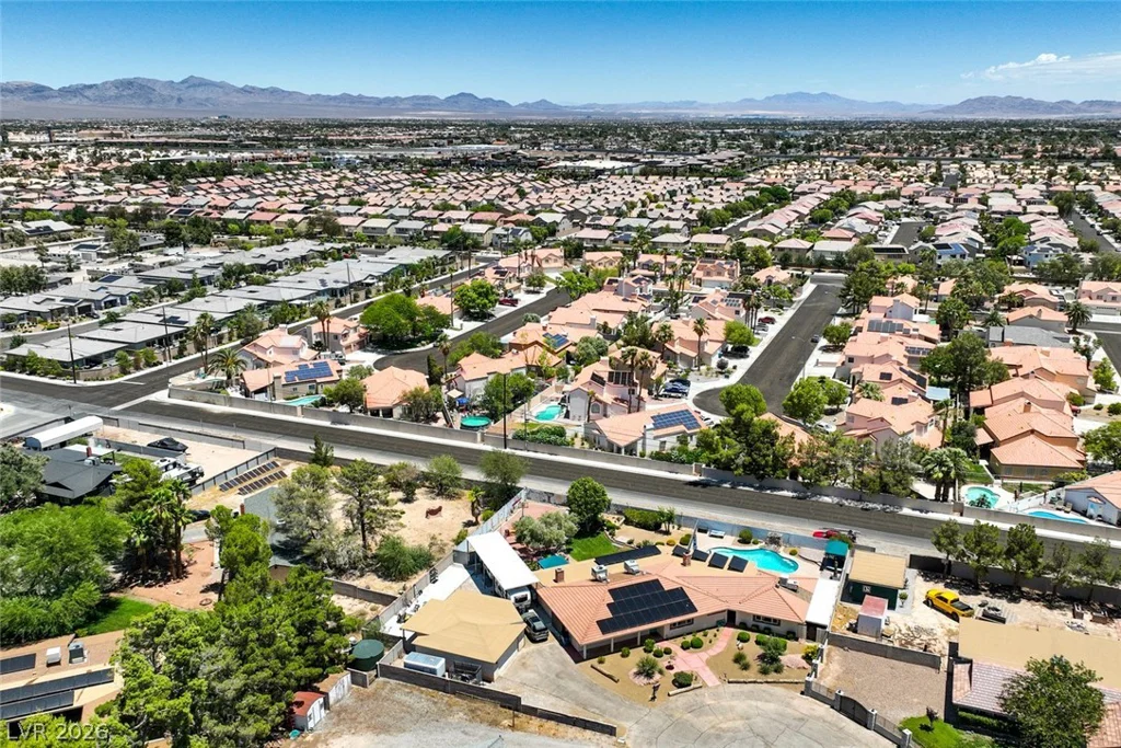 7520 Florine, Las Vegas, NV 89129