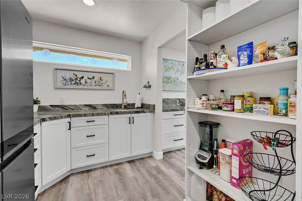 7520 Florine, Las Vegas, NV 89129