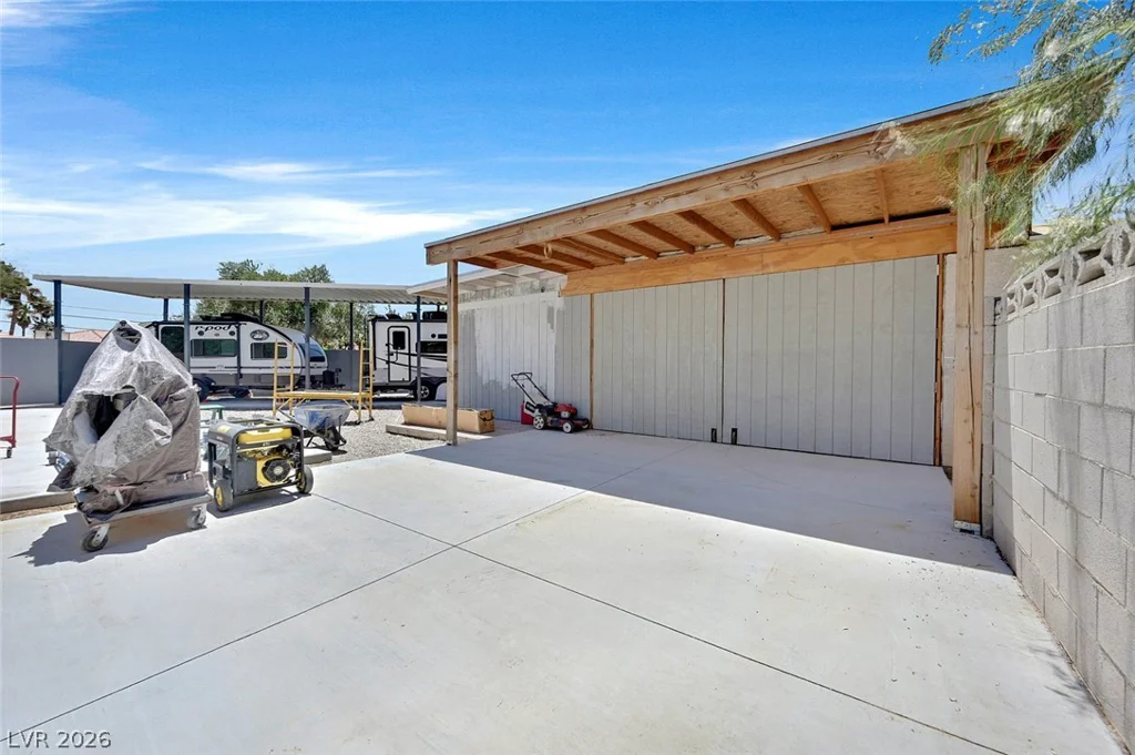 7520 Florine, Las Vegas, NV 89129