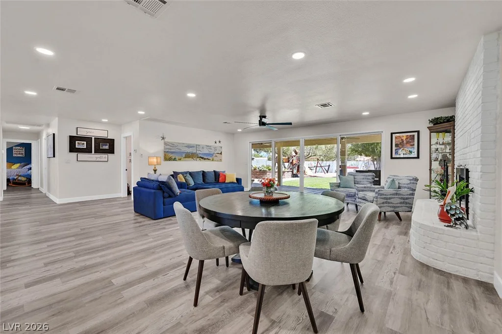 7520 Florine, Las Vegas, NV 89129