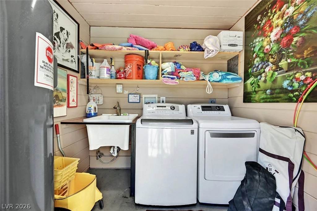 7520 Florine, Las Vegas, NV 89129