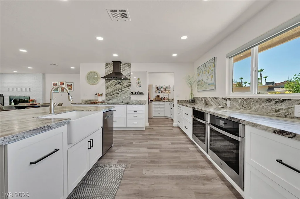 7520 Florine, Las Vegas, NV 89129