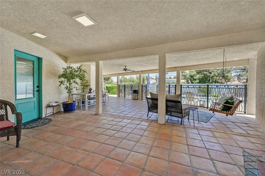 7520 Florine, Las Vegas, NV 89129