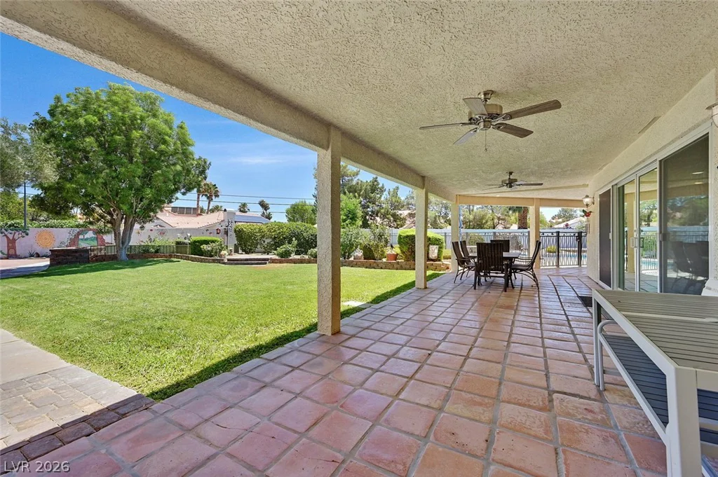 7520 Florine, Las Vegas, NV 89129