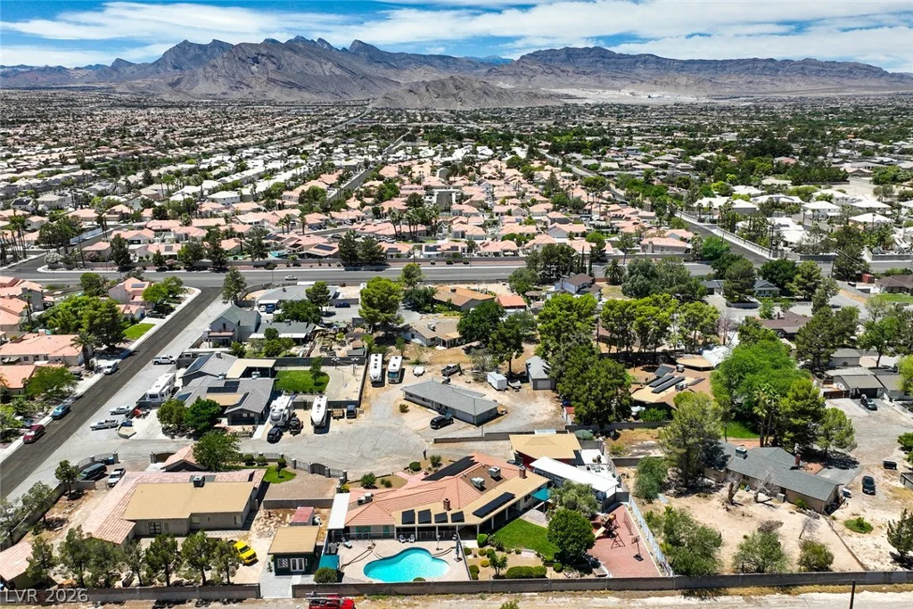7520 Florine, Las Vegas, NV 89129