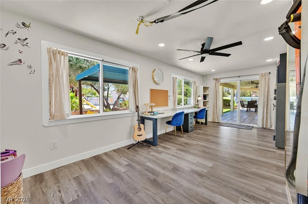 7520 Florine, Las Vegas, NV 89129