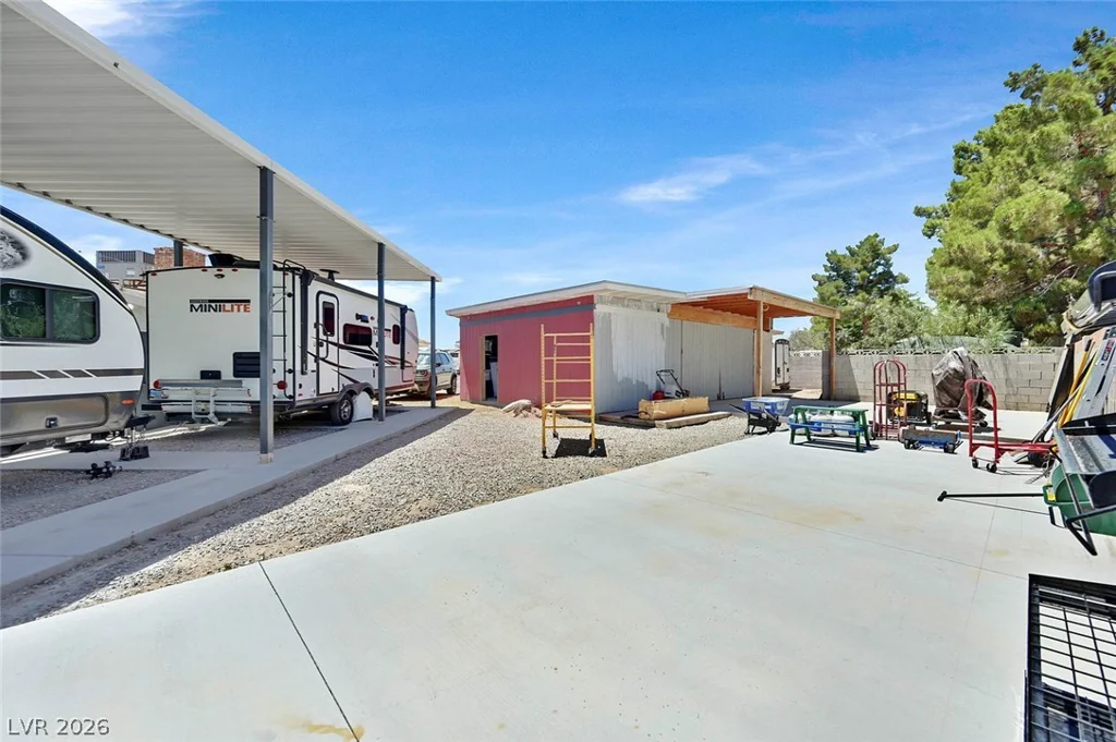 7520 Florine, Las Vegas, NV 89129