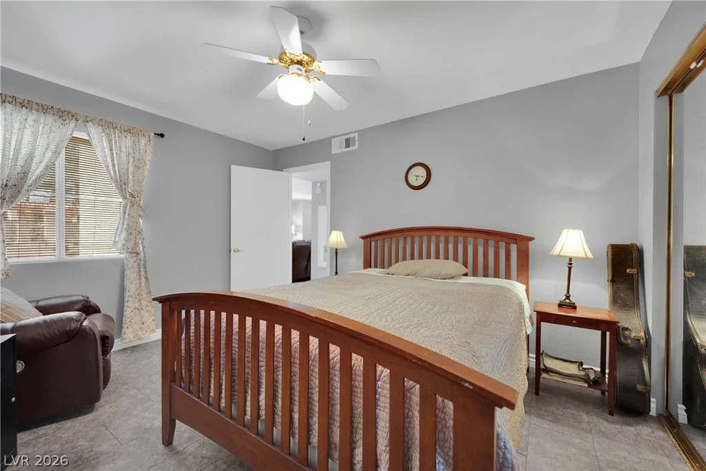 7570 Flamingo, Las Vegas, NV 89147