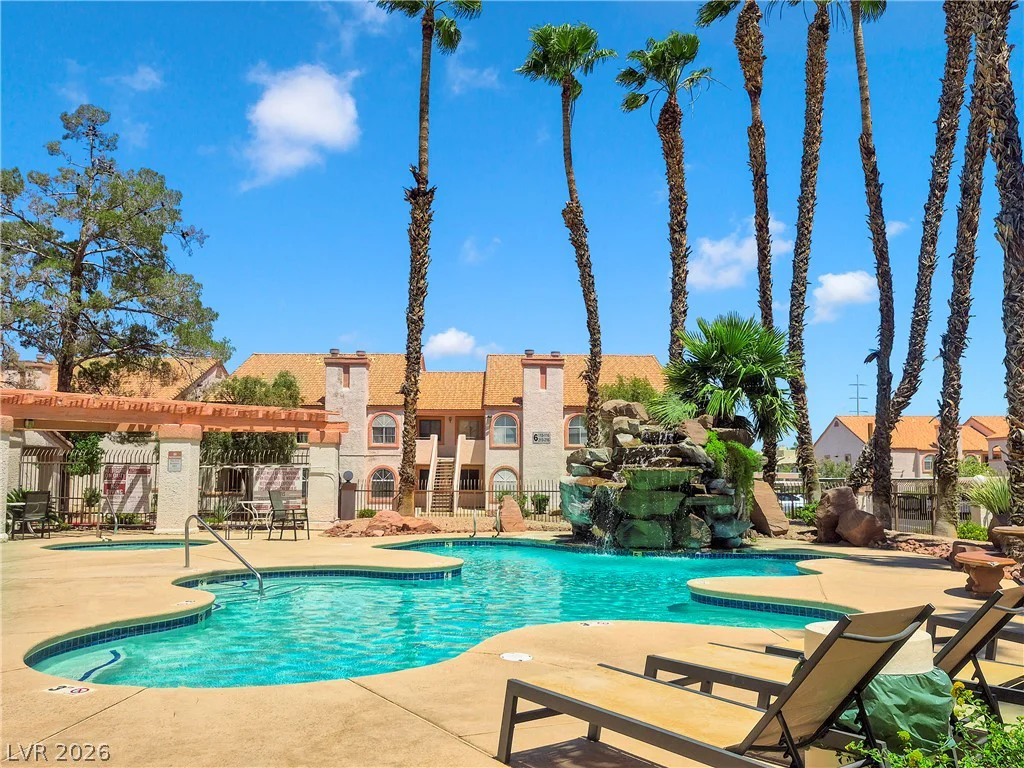 7570 Flamingo, Las Vegas, NV 89147