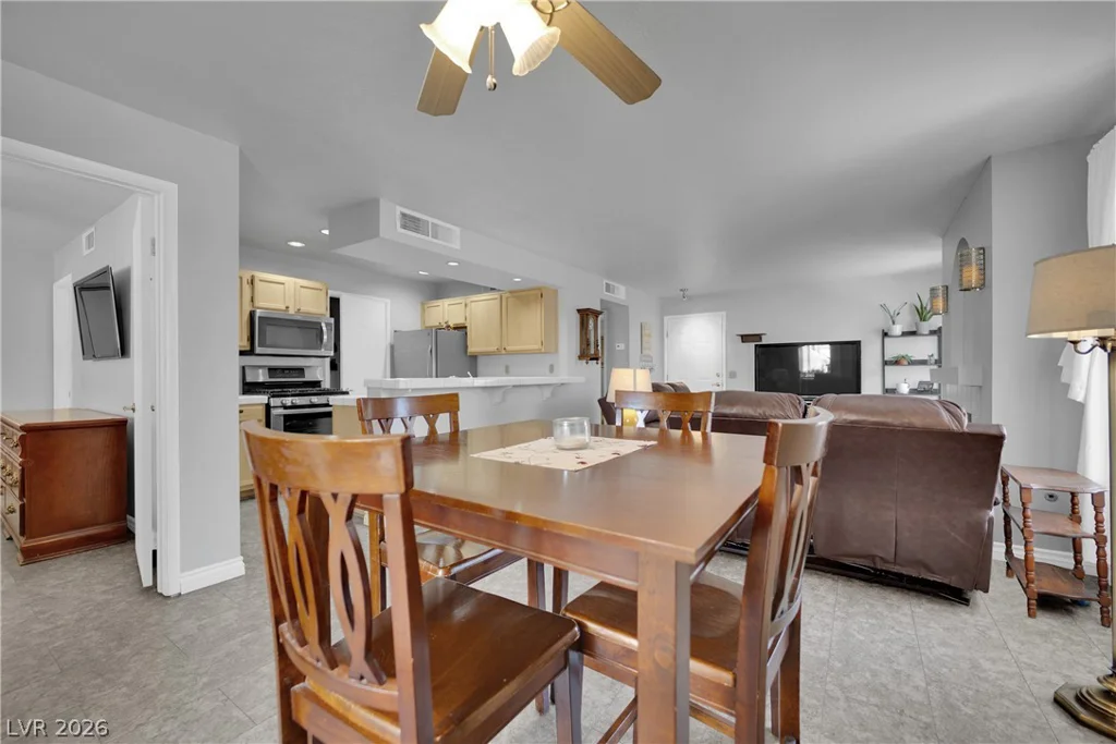 7570 Flamingo, Las Vegas, NV 89147
