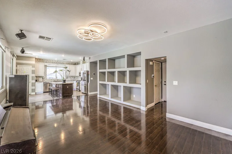 6607 McKinley Summit, Las Vegas, NV 89110
