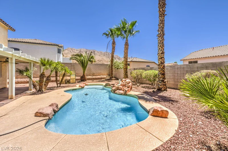 6607 McKinley Summit, Las Vegas, NV 89110