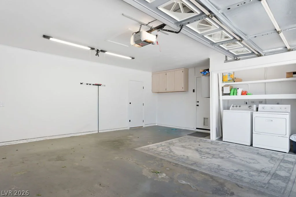 924 Niblick, Las Vegas, NV 89108
