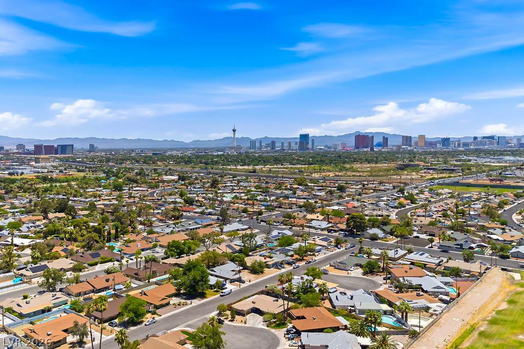 924 Niblick, Las Vegas, NV 89108