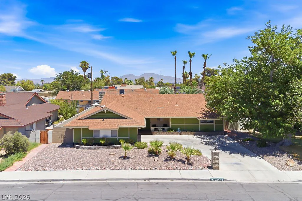 924 Niblick, Las Vegas, NV 89108