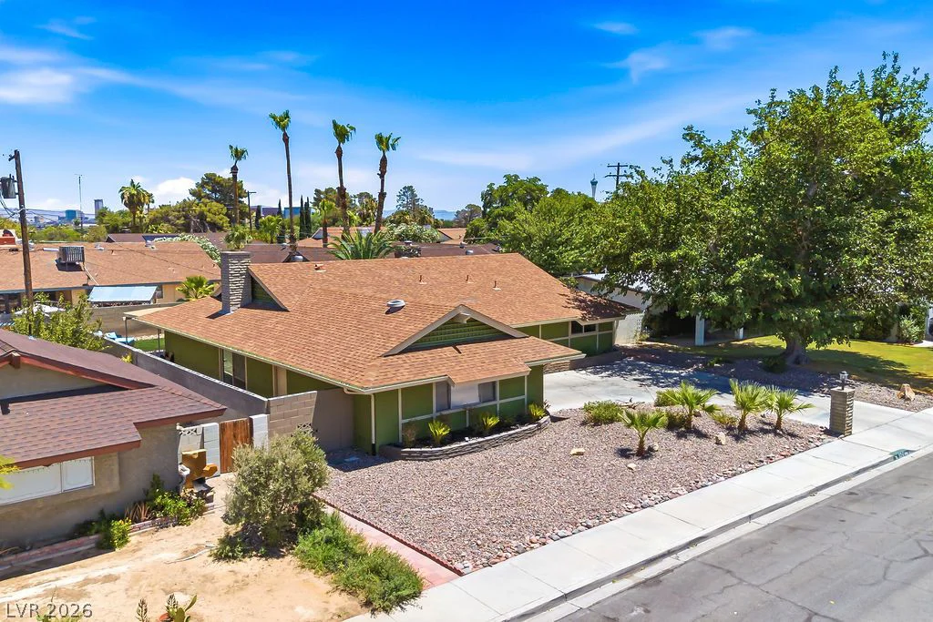 924 Niblick, Las Vegas, NV 89108